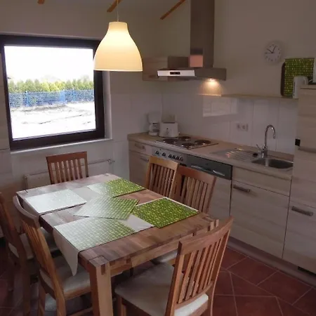 M1 Mit Garten, Terrasse Und Carport Holiday home Butjadingen