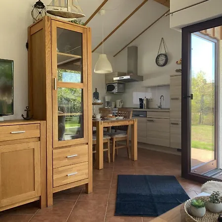 Dom wakacyjny M1 Mit Garten, Terrasse Und Carport *