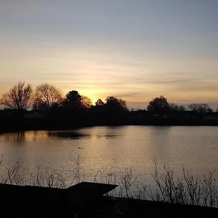 M1 Mit Garten, Terrasse Und Carport Dom wakacyjny Butjadingen