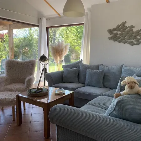 M1 Mit Garten, Terrasse Und Carport Butjadingen